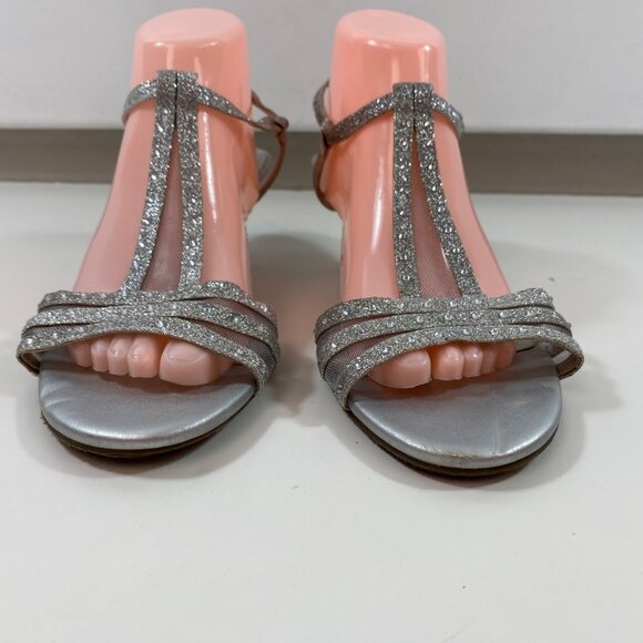 Fioni Night Women's Silver Glitter Rhinestones Sandals Kitten Heel Size 9.5 - Picture 10 of 13